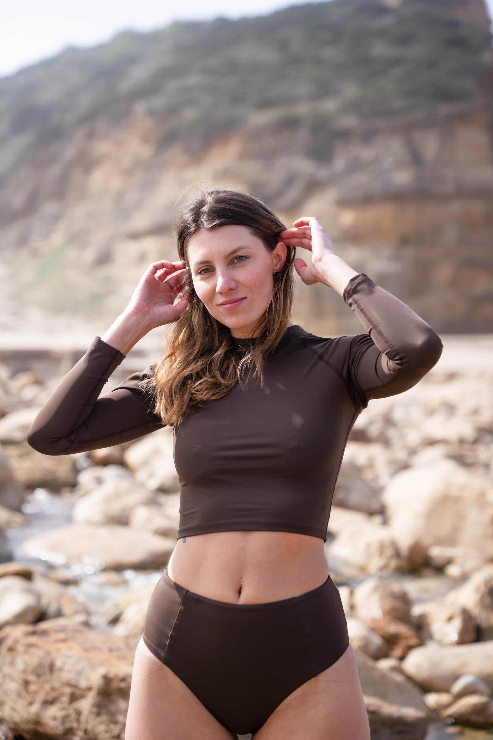 SALLA LONGSLEEVE SURF SHIRT // ARABICA