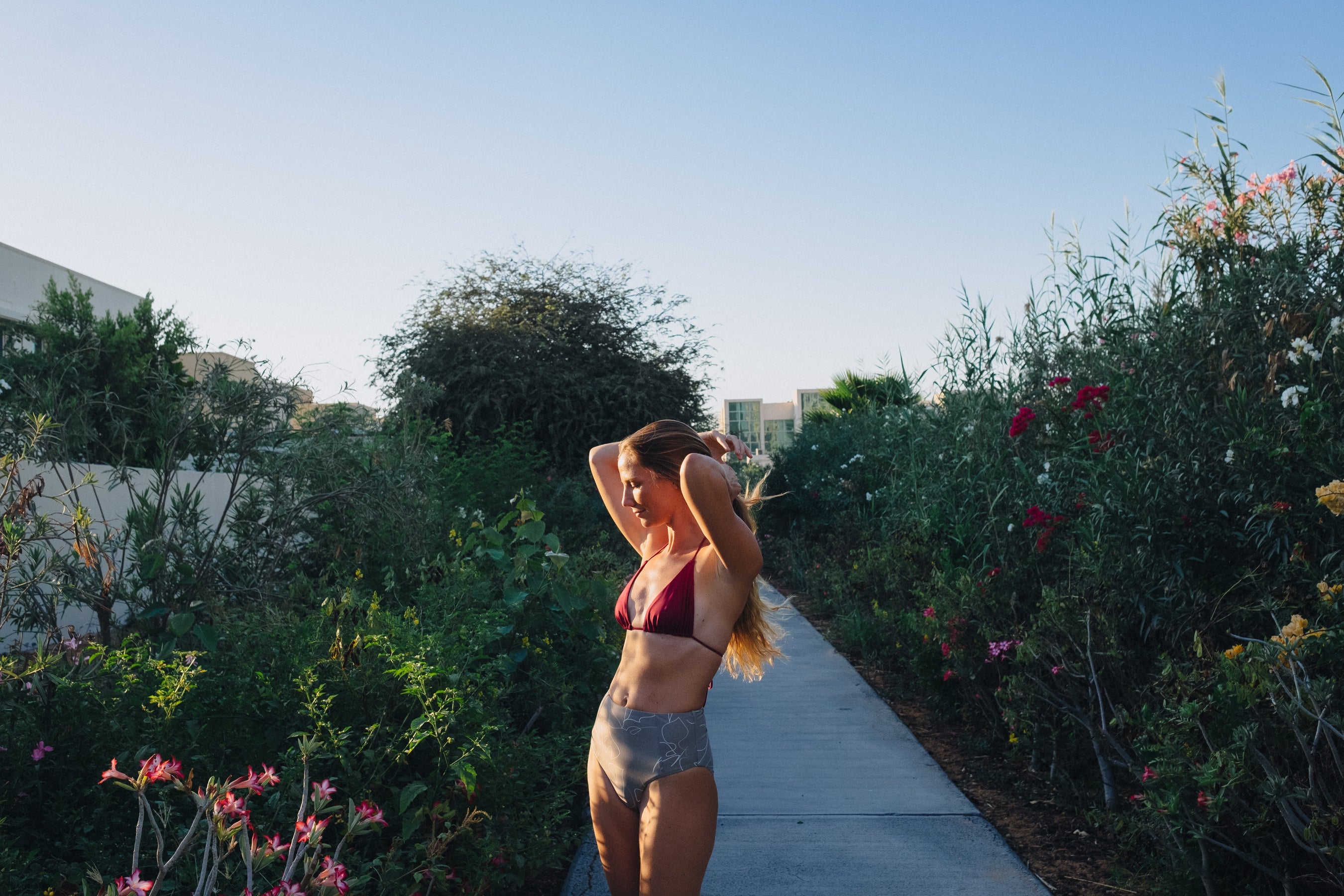 MAJORCA TRIANGLE TIE BIKINI TOP PLUM