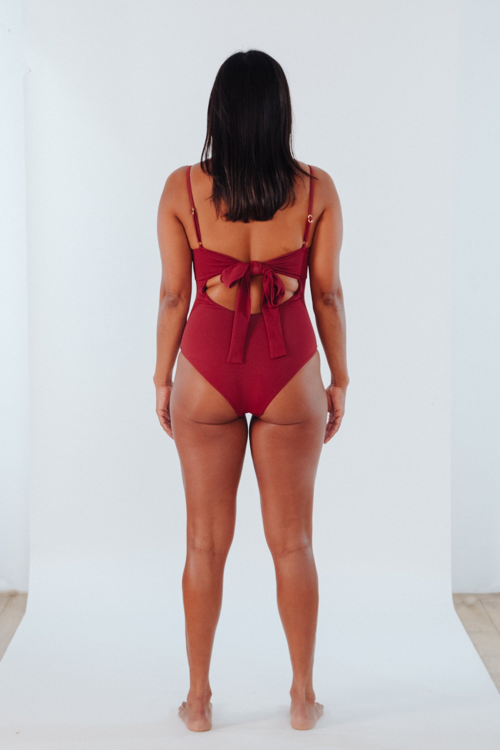 MARTHA ONE PIECE CLASSIC TIE BACK WINE RED